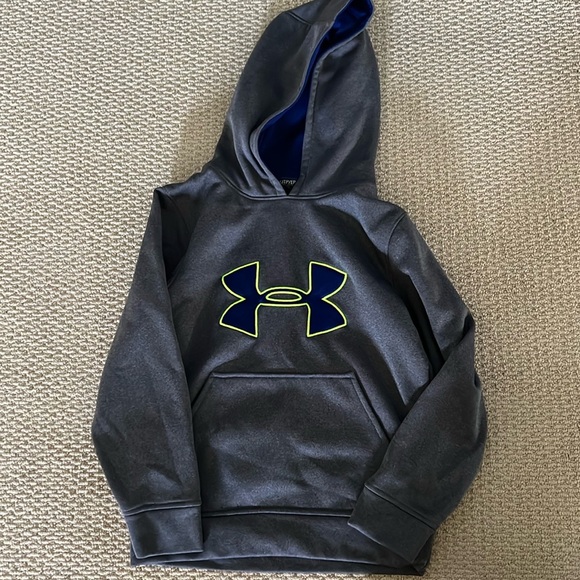 Excellent condition boys Under Armour hooded sweatshirt size xs. - Picture 1 of 2